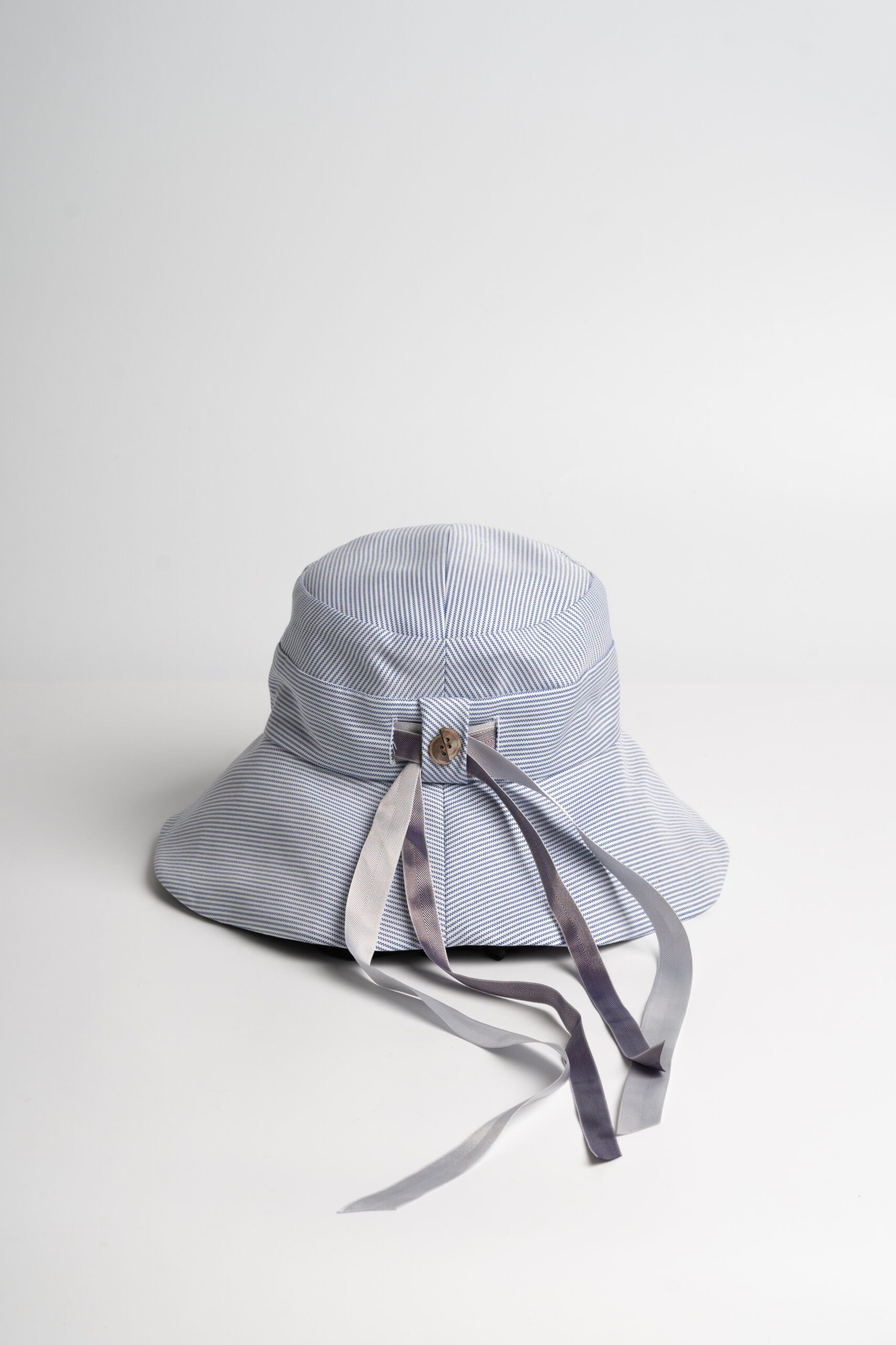 Very_Matters_Timeless_Classic_Hat_White_strip_Pattern_backview
