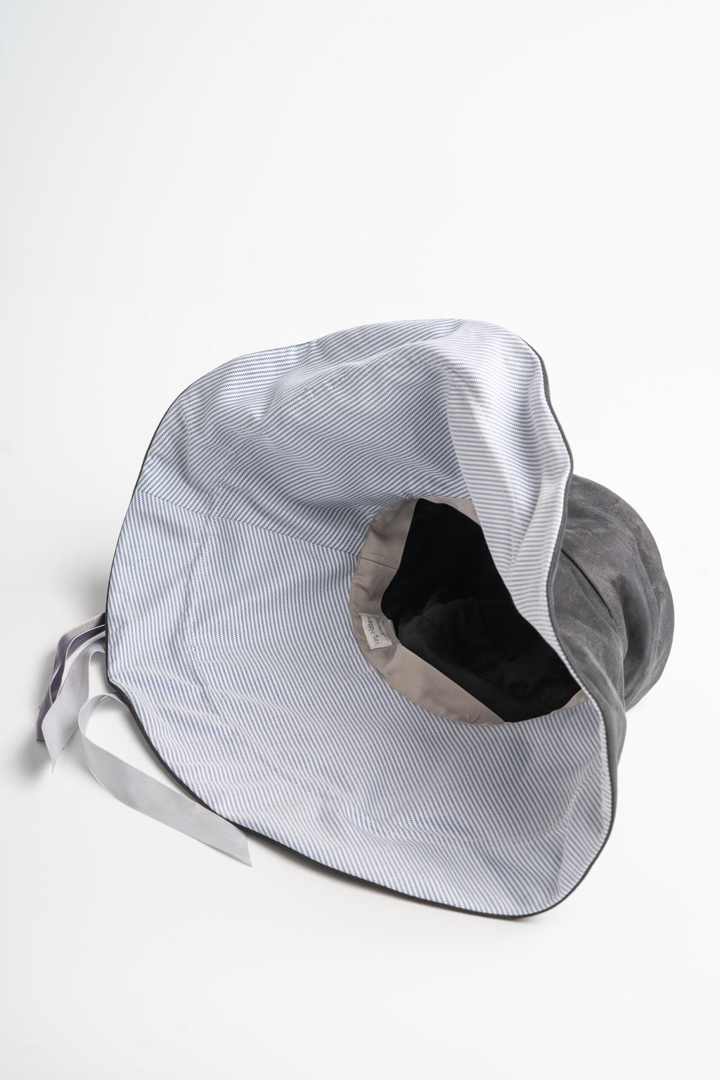 Very_Matters_Timeless_Strengthen_Hat_Black_White_stripe_inner