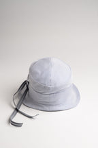 VM Timeless Light – White strip x Light Maroon